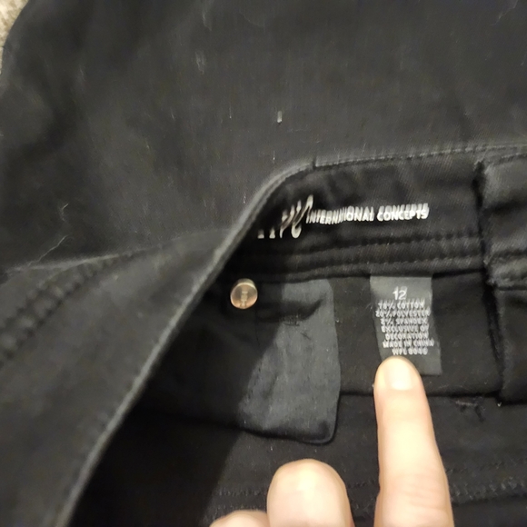 INC Black Fringed Cropped Flare Leg & Frayed Hem Size 12- Button Fly- High Rise - Picture 4 of 5